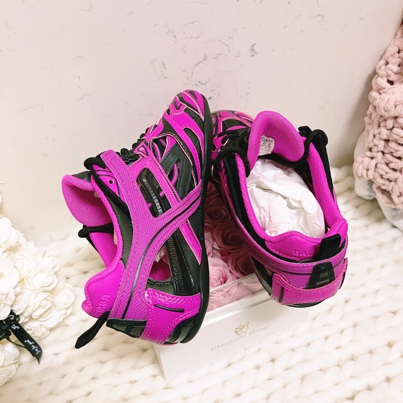 Authentic Balenciaga New Pink and Black Drive Sneakers - Picture 7 of 15